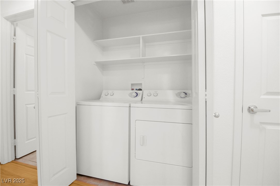 1050 East Cactus Avenue 2073 Property Photo 7