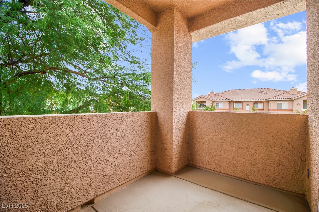 1050 East Cactus Avenue 2073 Property Photo 10