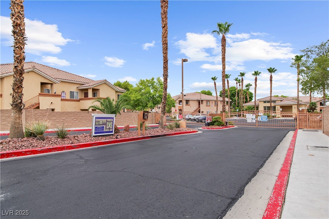 1050 East Cactus Avenue 2073 Property Photo 26