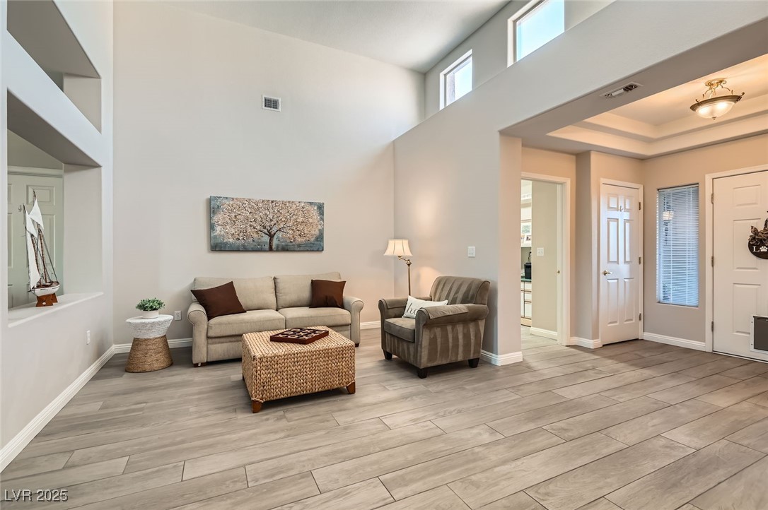 10309 Broom Hill Drive Property Photo 3