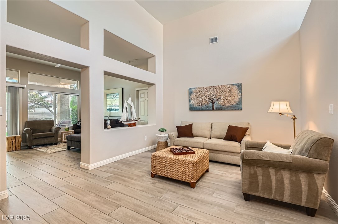 10309 Broom Hill Drive Property Photo 4