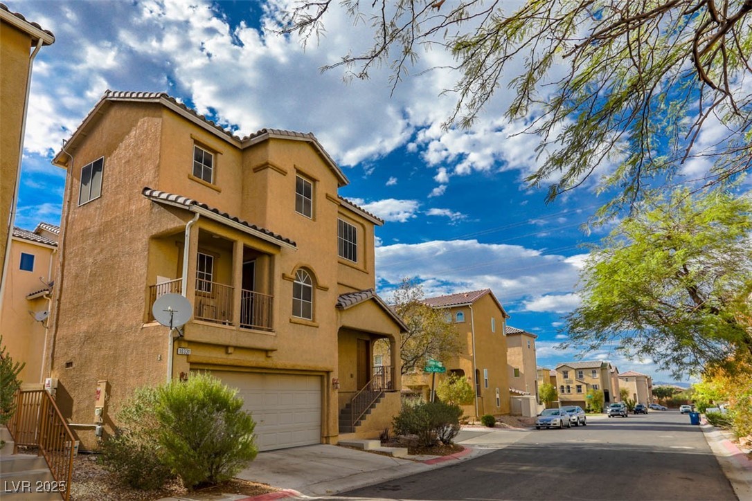 10331 Ladybug Bend Street Property Photo 2