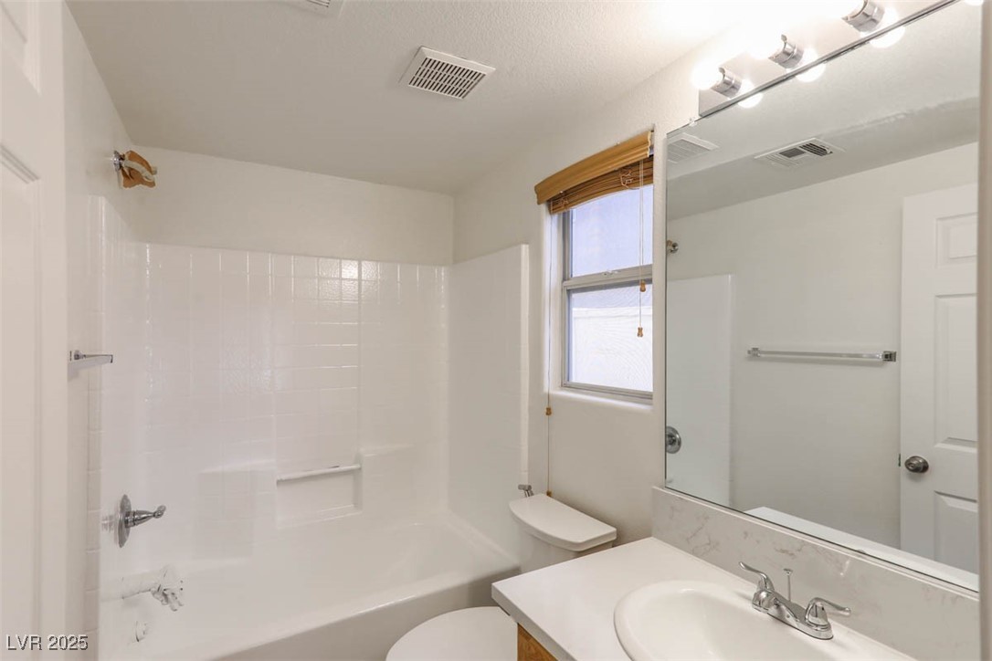 10331 Ladybug Bend Street Property Photo 6