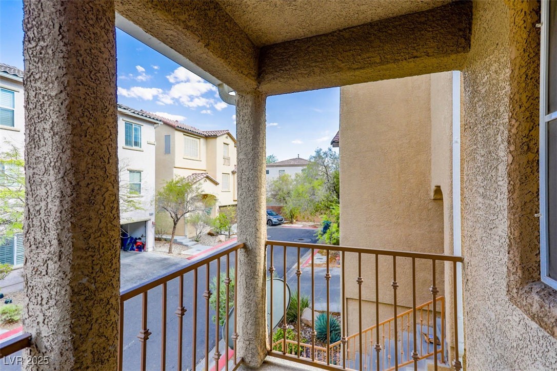 10331 Ladybug Bend Street Property Photo 15