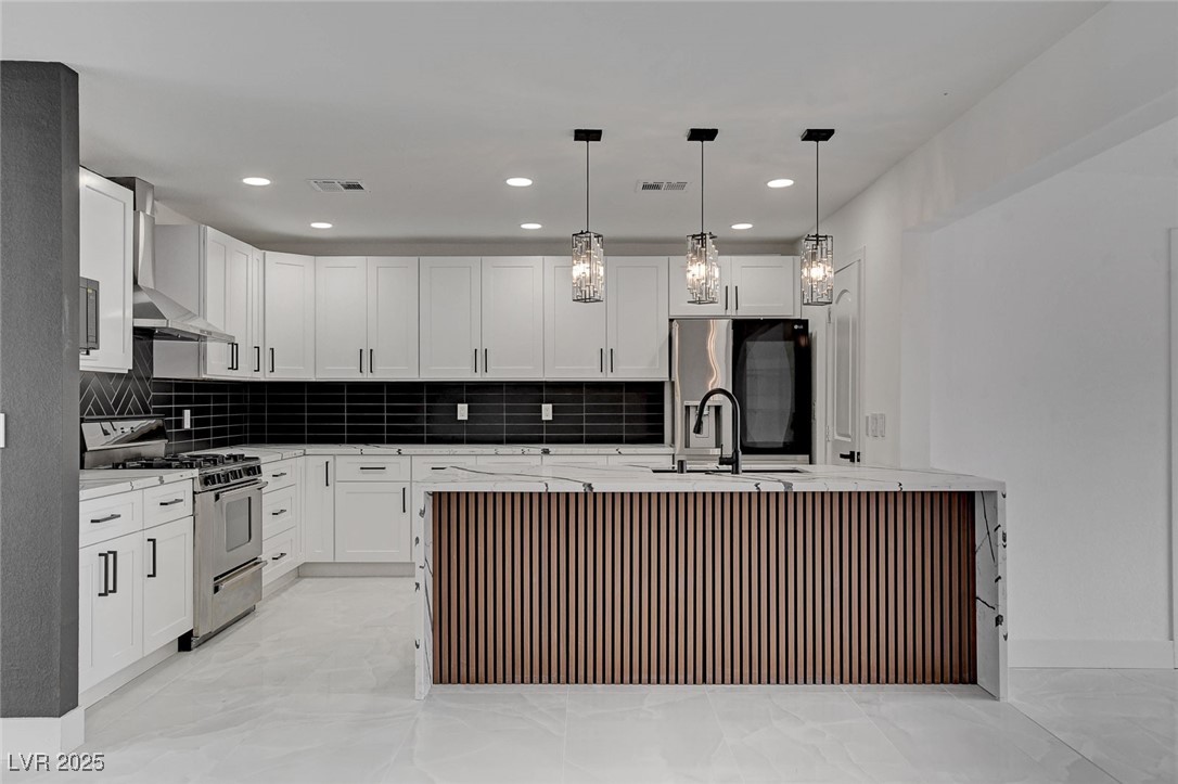 706 North Hollywood Boulevard Property Photo 15