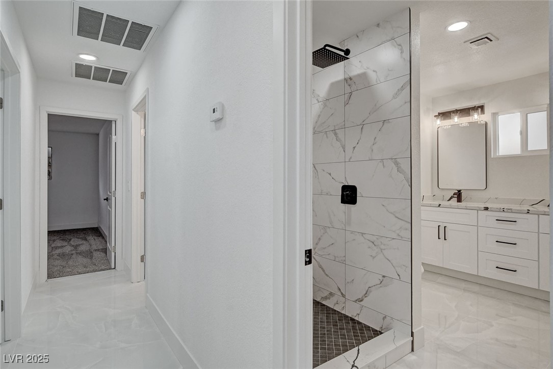 706 North Hollywood Boulevard Property Photo 29