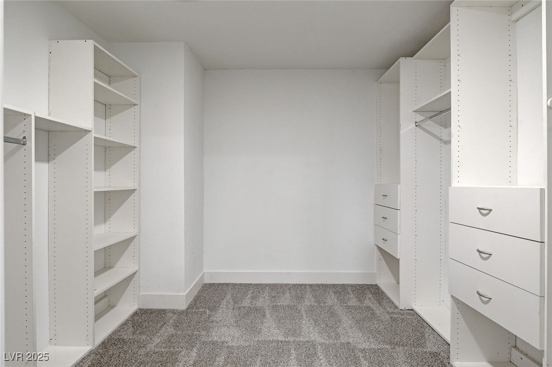 706 North Hollywood Boulevard Property Photo 42