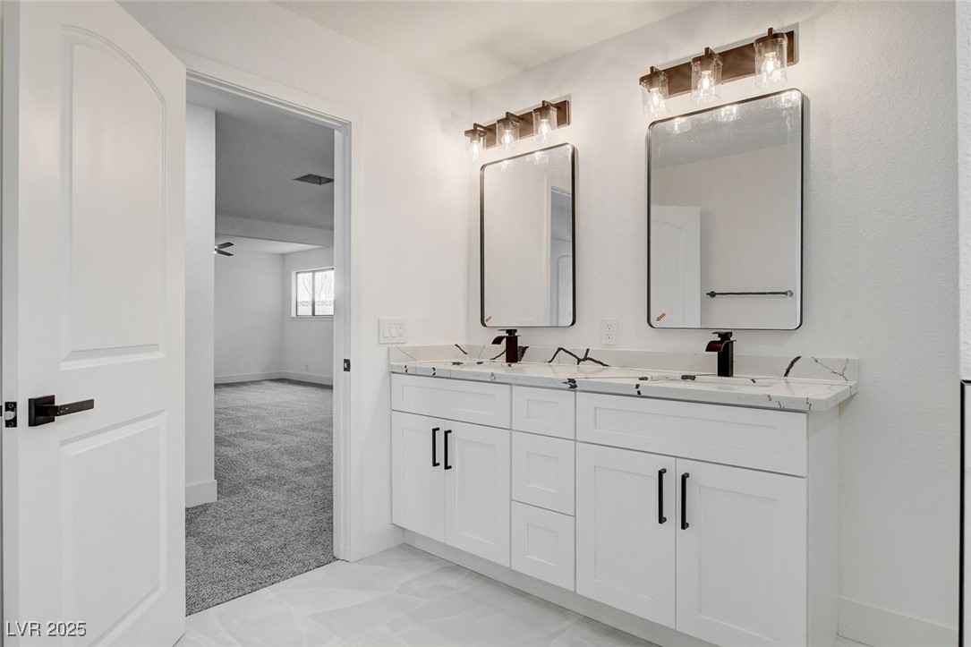 706 North Hollywood Boulevard Property Photo 44