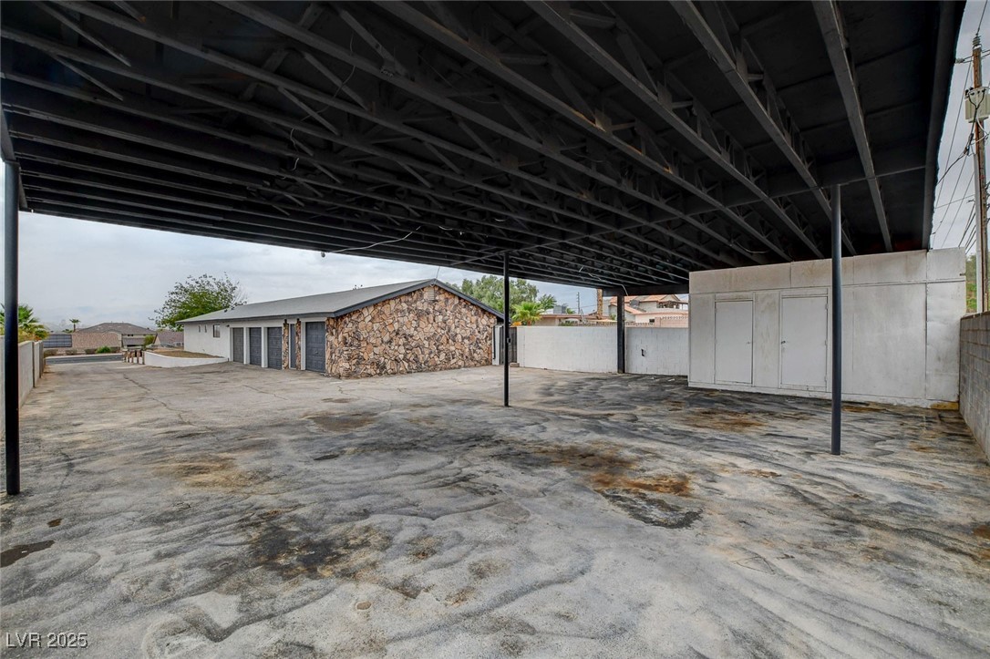 706 North Hollywood Boulevard Property Photo 47