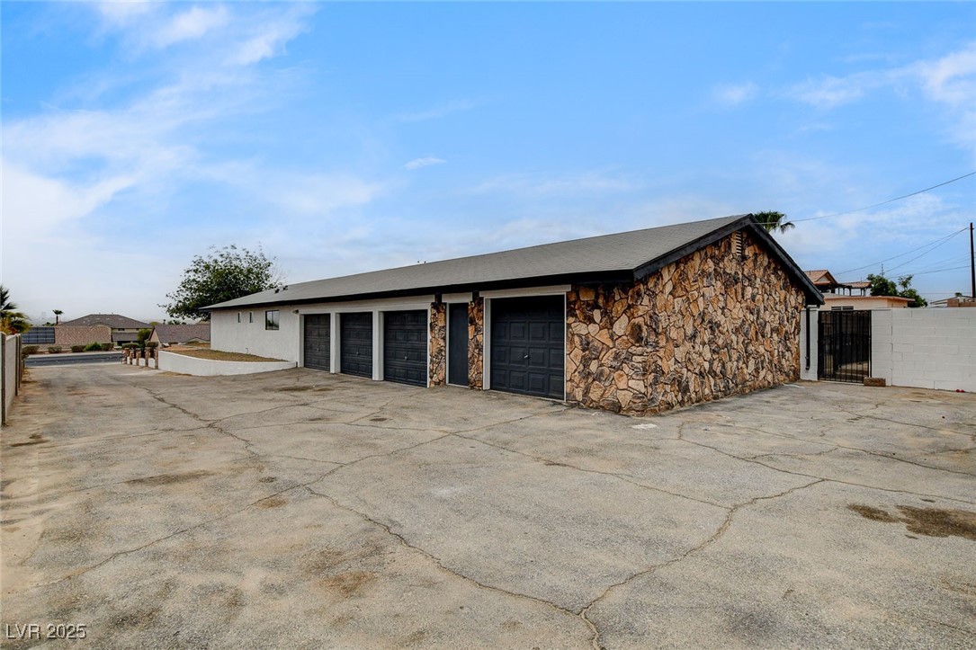 706 North Hollywood Boulevard Property Photo 48