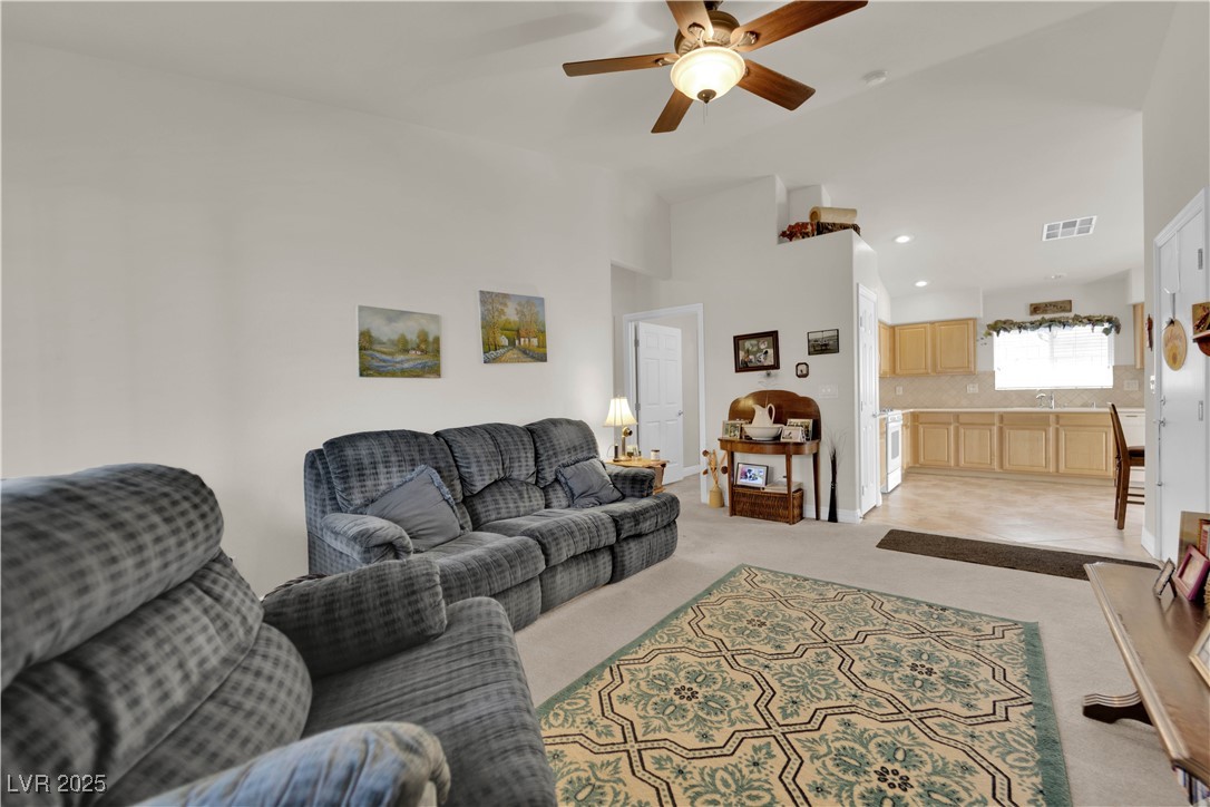 5409 Blue Oat Avenue Property Photo 5