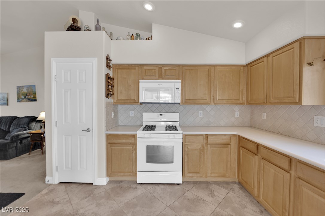 5409 Blue Oat Avenue Property Photo 13