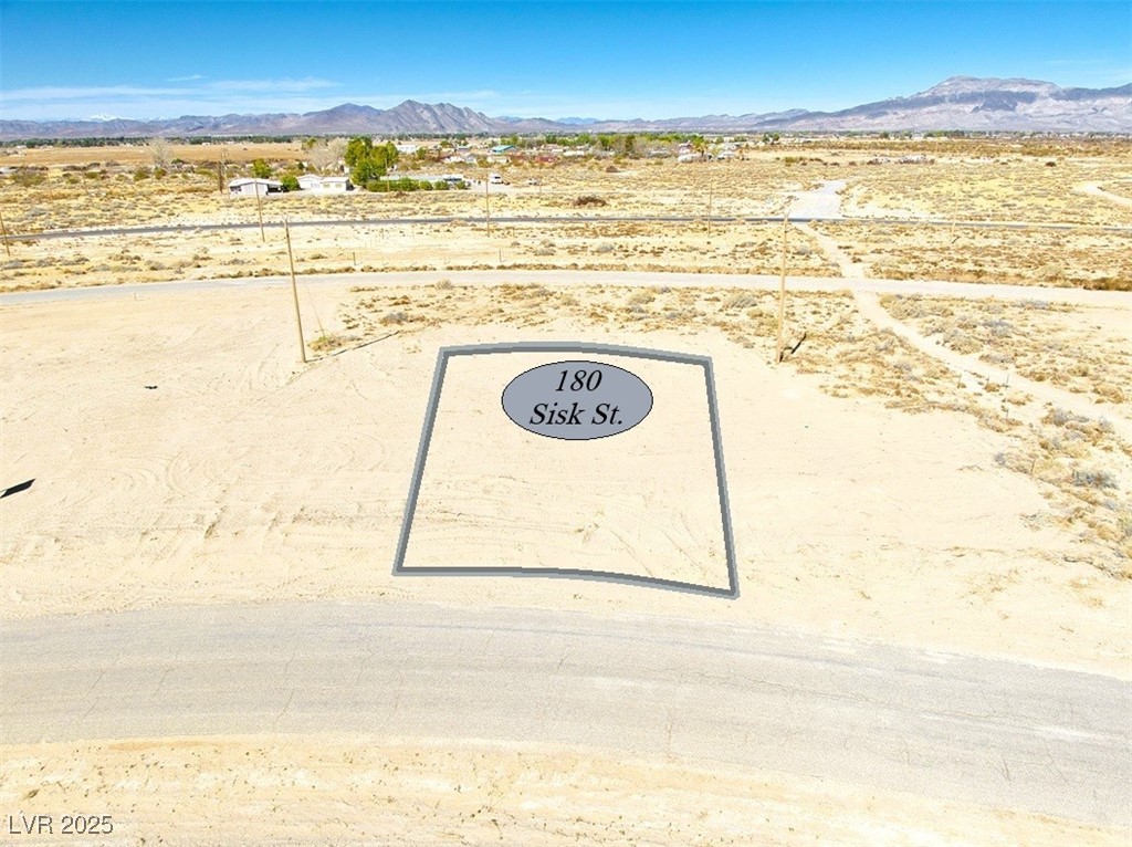 180 North Sisk Street Property Photo 5