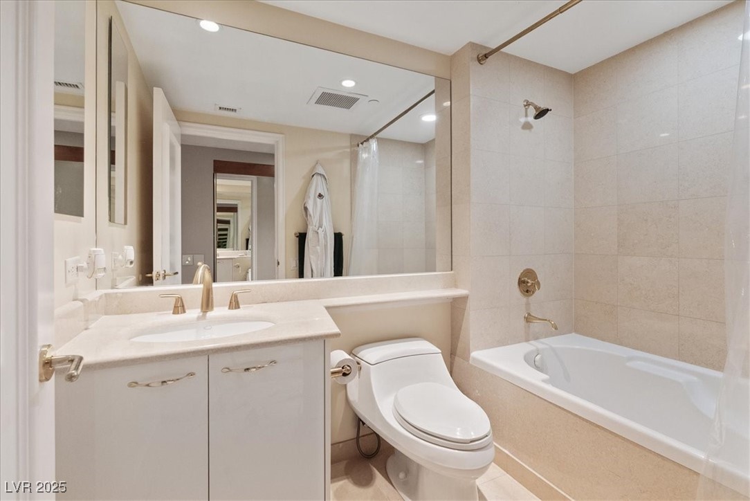 2747 Paradise Road 501 Property Photo 25