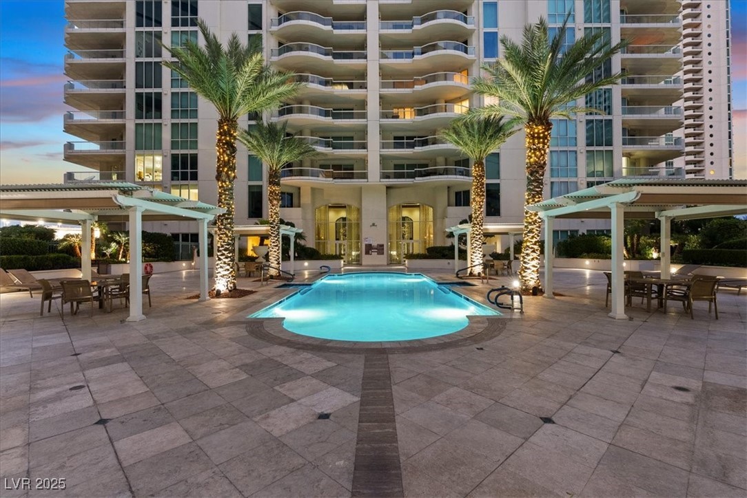 2747 Paradise Road 501 Property Photo 34