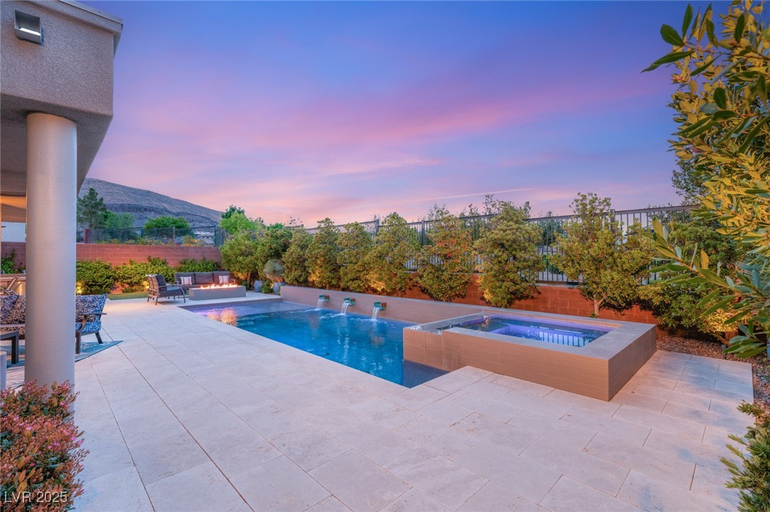 10482 Calico Terrace Avenue Property Photo 7