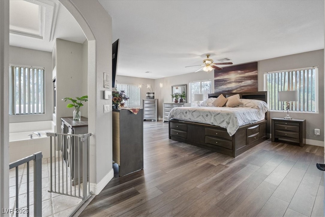 3827 Blue Gull Street Property Photo 21