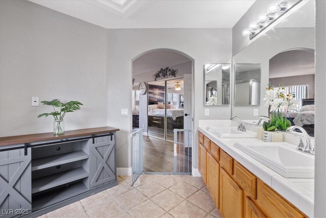 3827 Blue Gull Street Property Photo 24