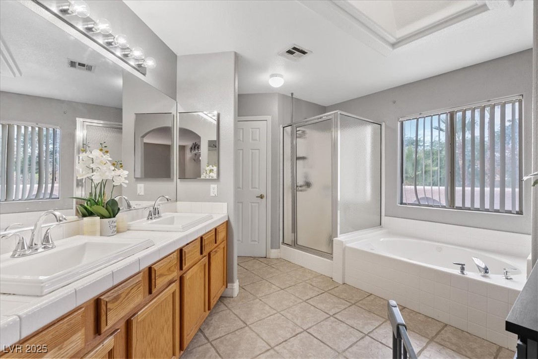 3827 Blue Gull Street Property Photo 25