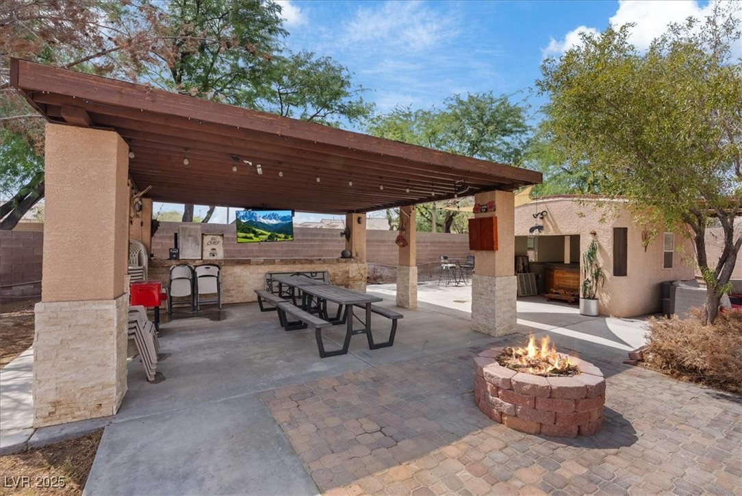 3827 Blue Gull Street Property Photo 46