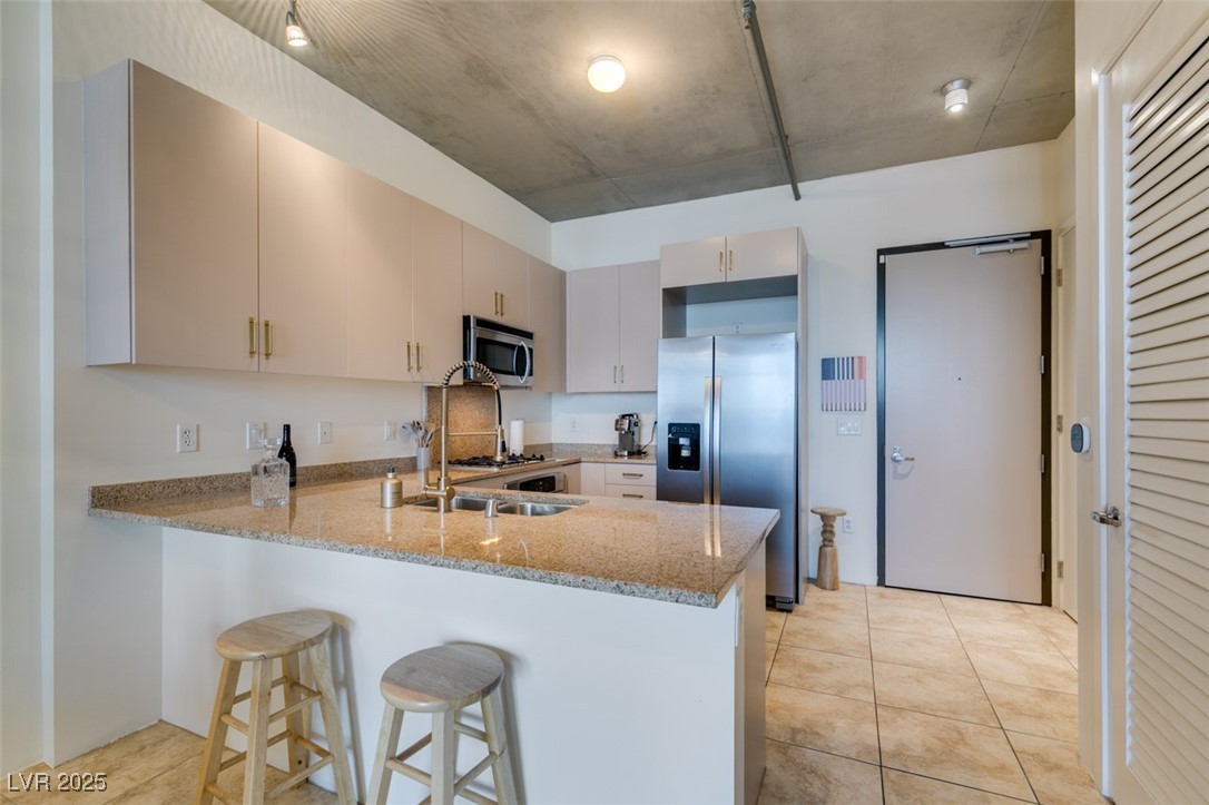 353 East Bonneville Avenue 343 Property Photo 14