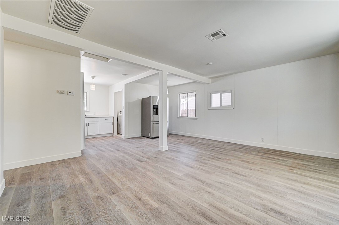 1405 East Bridger Avenue A Property Photo 2