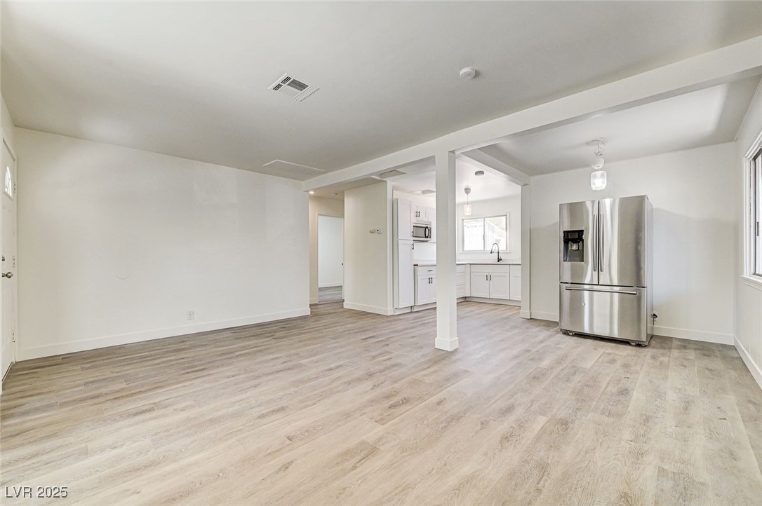 1405 East Bridger Avenue A Property Photo 7