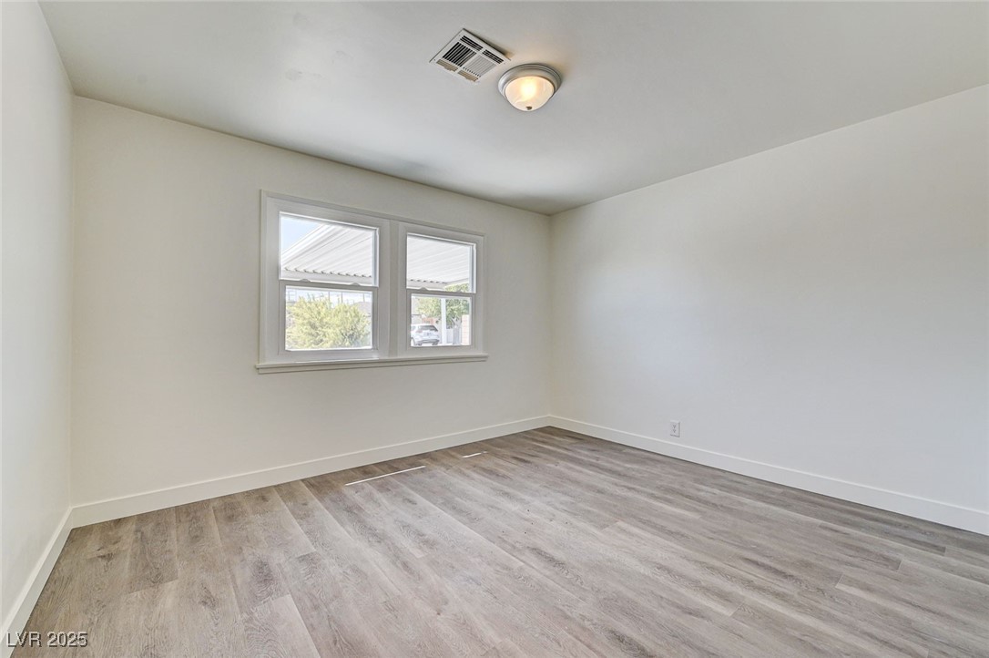 1405 East Bridger Avenue A Property Photo 17