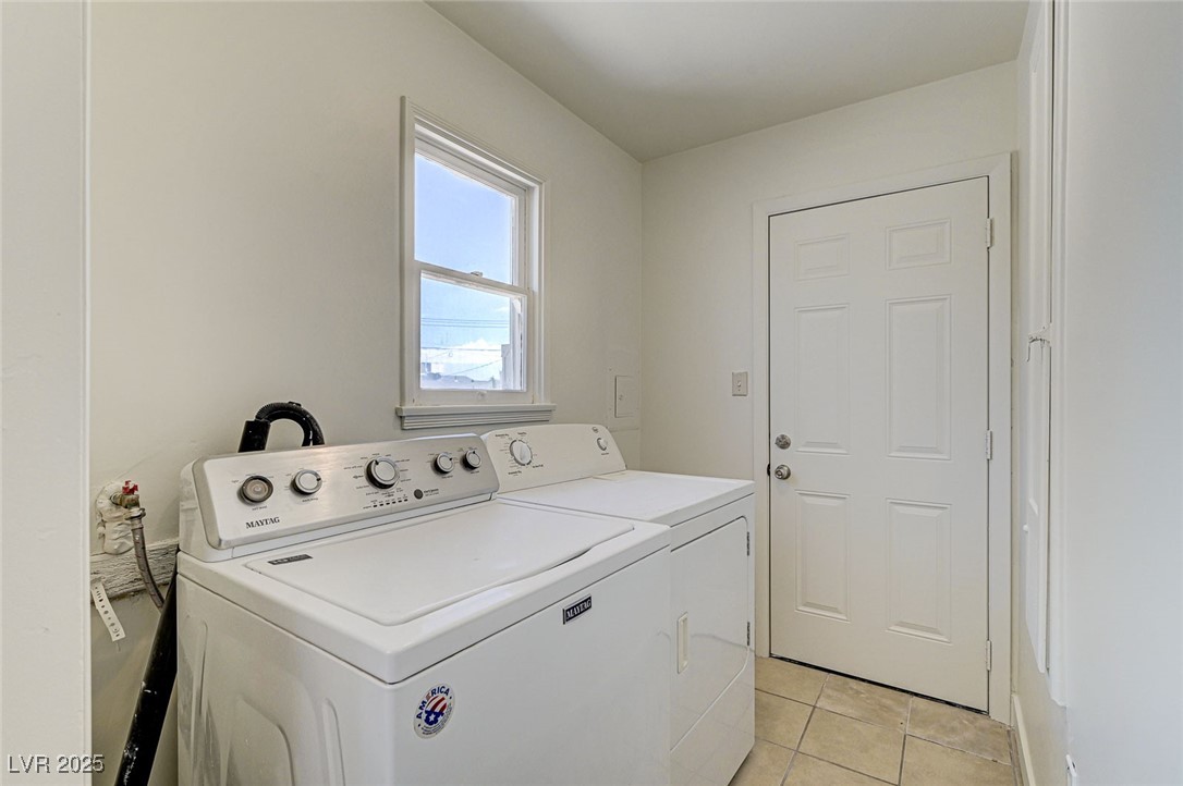 1405 East Bridger Avenue A Property Photo 21