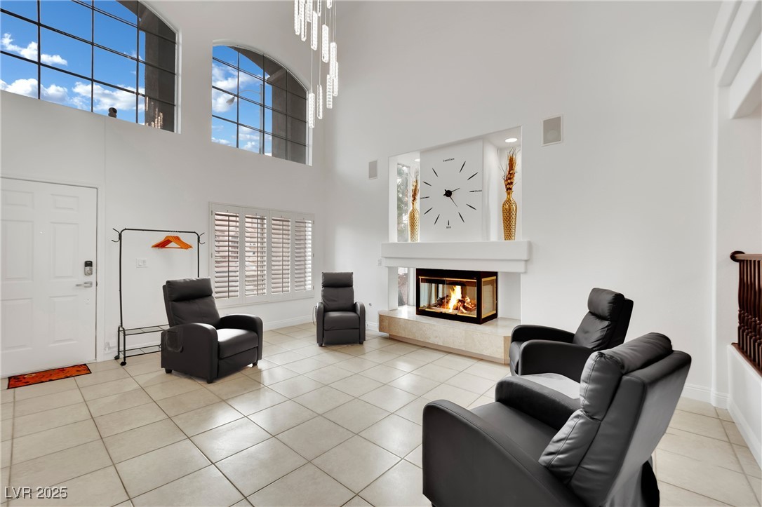 1860 Autumn Gold Avenue Property Photo 5