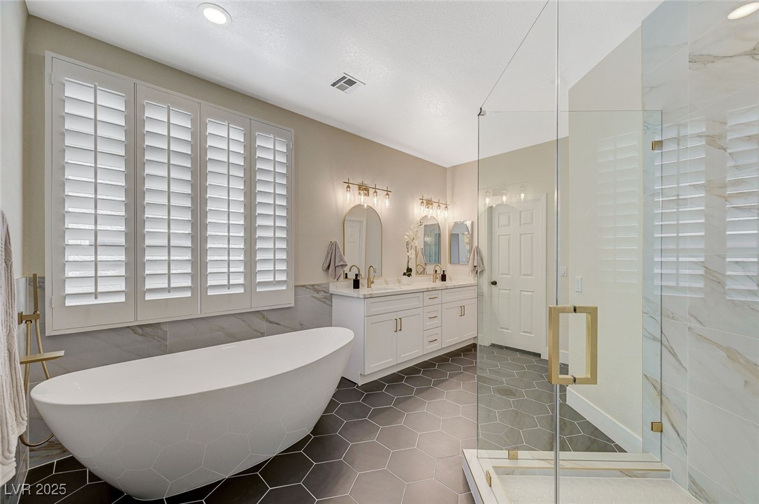 8886 Blake Alan Avenue Property Photo 3