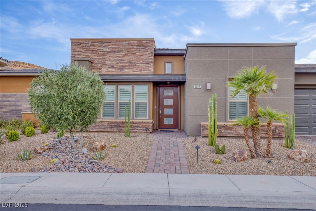 9987 Amethyst Hills Street Property Photo 2