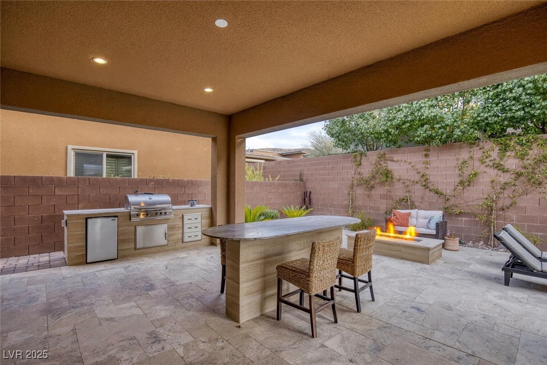 9987 Amethyst Hills Street Property Photo 40