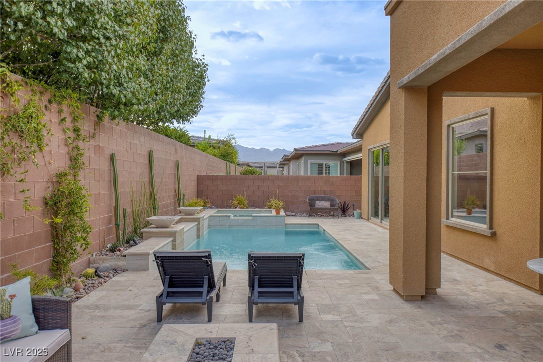 9987 Amethyst Hills Street Property Photo 41