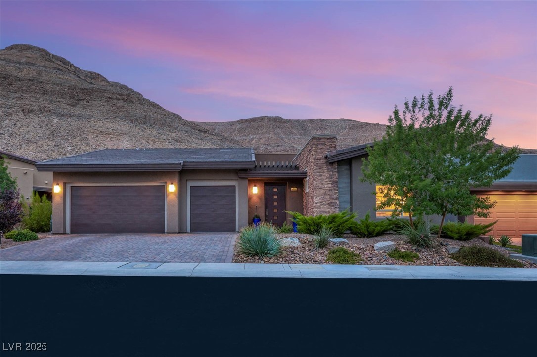 6321 MOJAVE SKY Street Property Photo 1