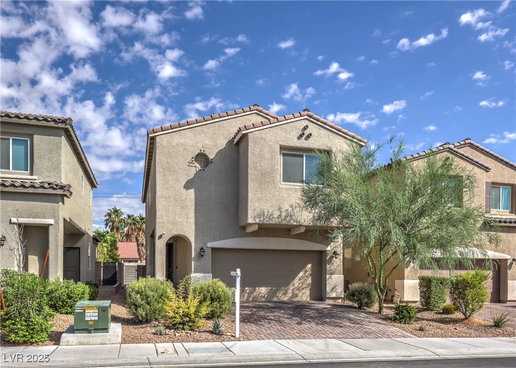 1038 Solemn Cactus Avenue Property Photo 1