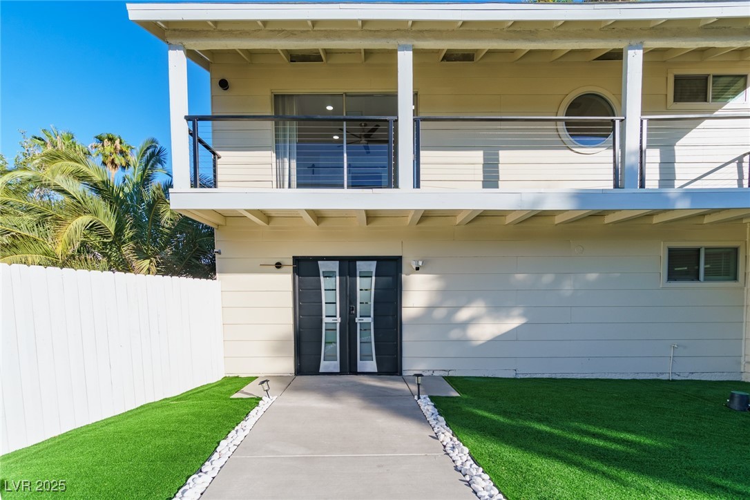 3080 Garnet Court Property Photo 4