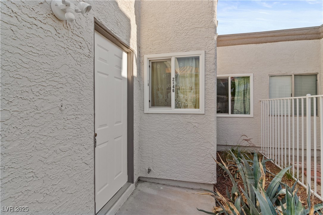 2146 High Dunes Lane Property Photo 3