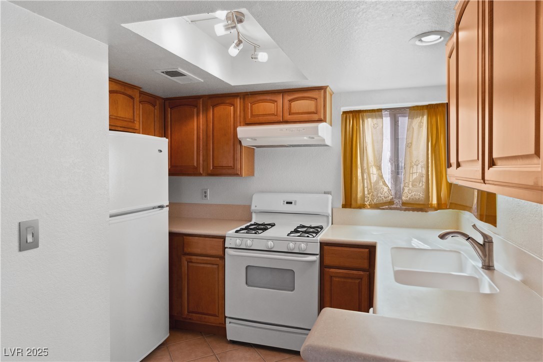 2146 High Dunes Lane Property Photo 10