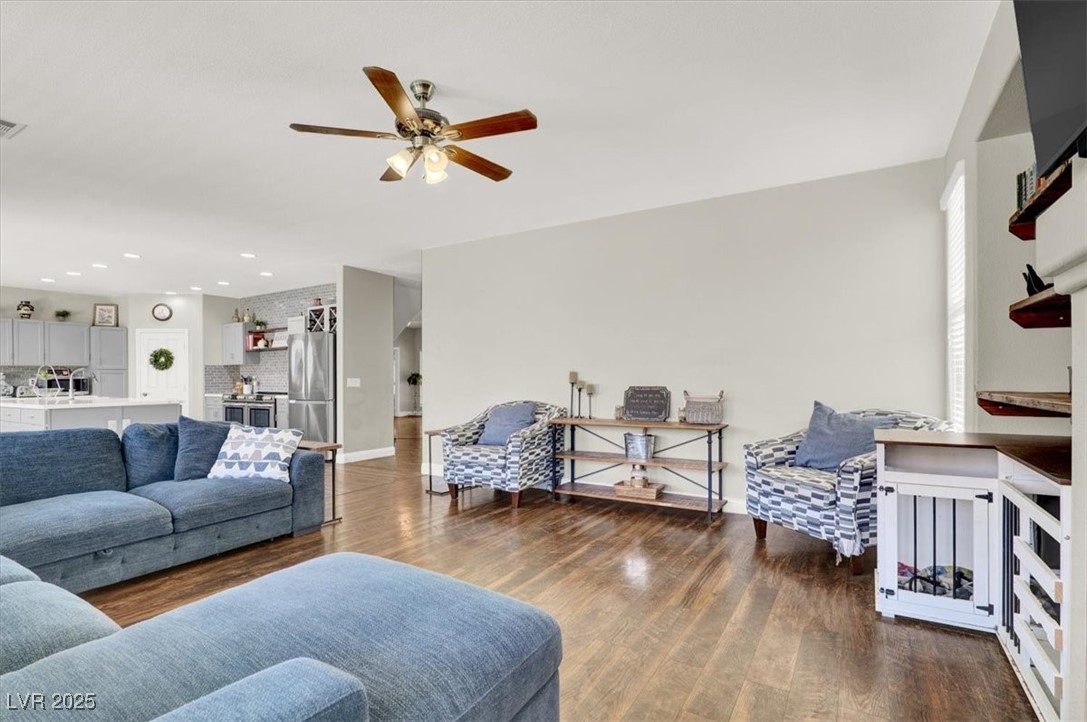 7310 Heggie Avenue Property Photo 17