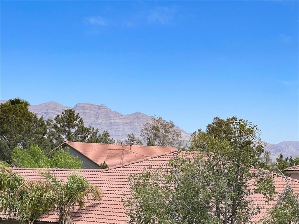 7310 Heggie Avenue Property Photo 32