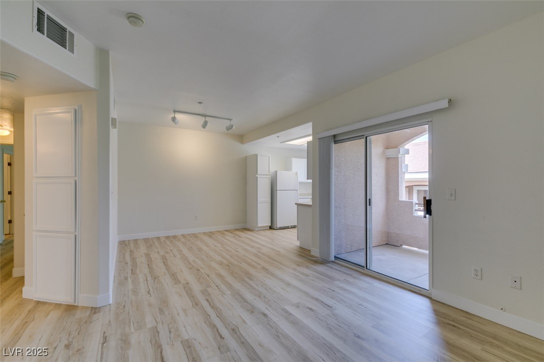 830 Carnegie Street 824 Property Photo 1