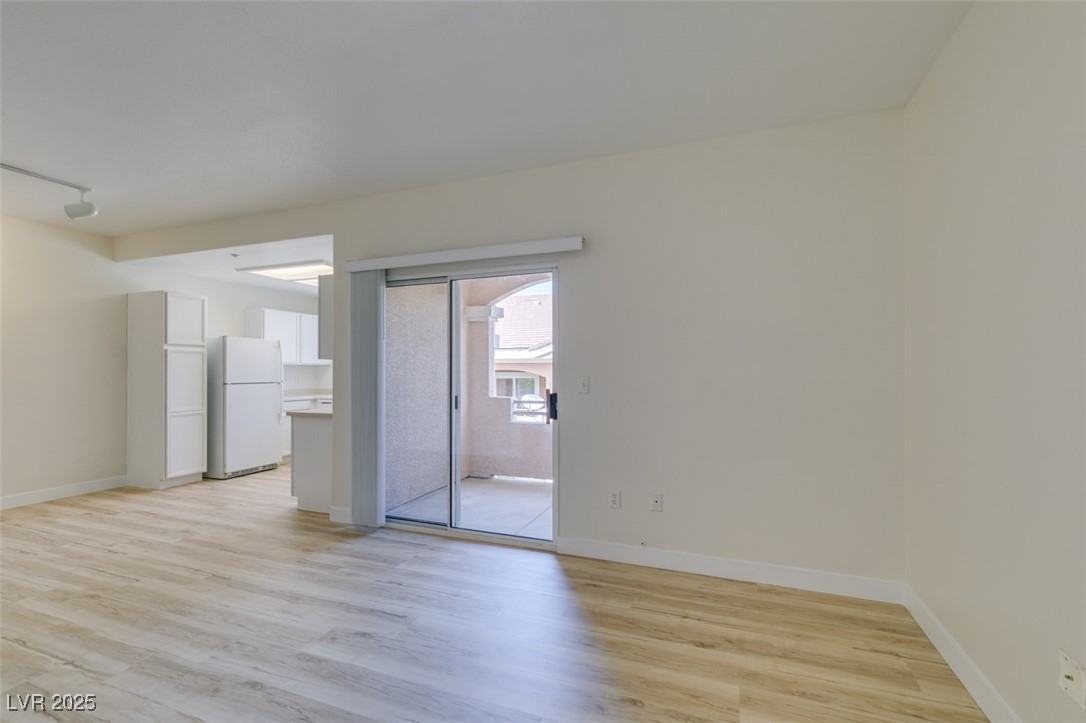 830 Carnegie Street 824 Property Photo 2