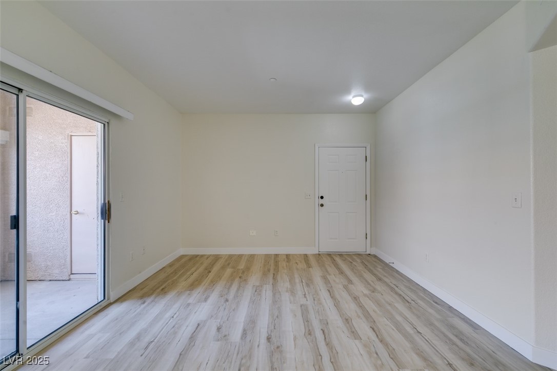 830 Carnegie Street 824 Property Photo 6