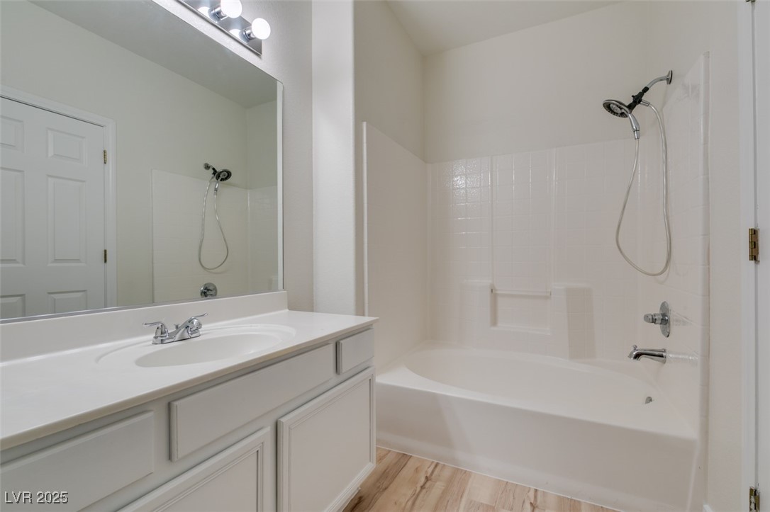 830 Carnegie Street 824 Property Photo 31