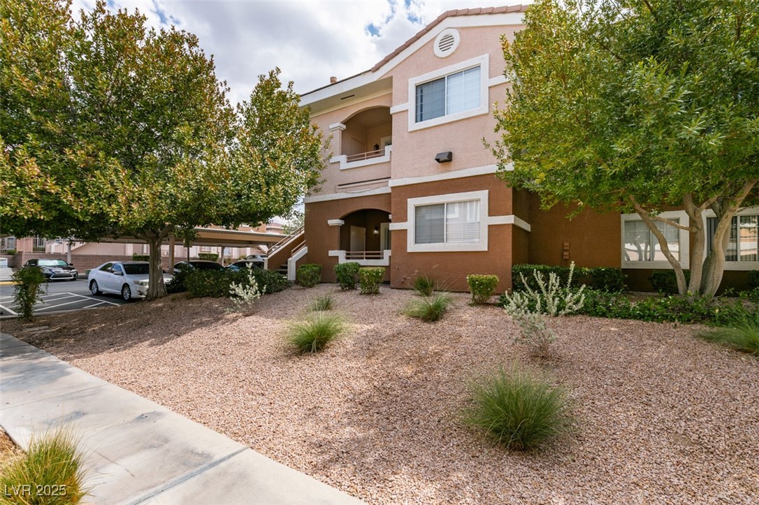 830 Carnegie Street 824 Property Photo 37