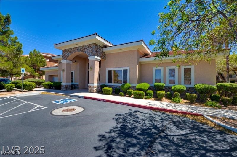 830 Carnegie Street 824 Property Photo 39