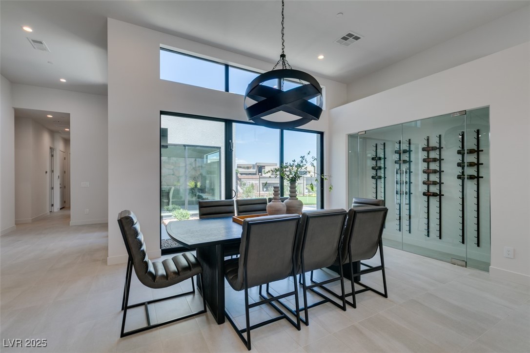 623 Dragon Mountain Court Property Photo 9