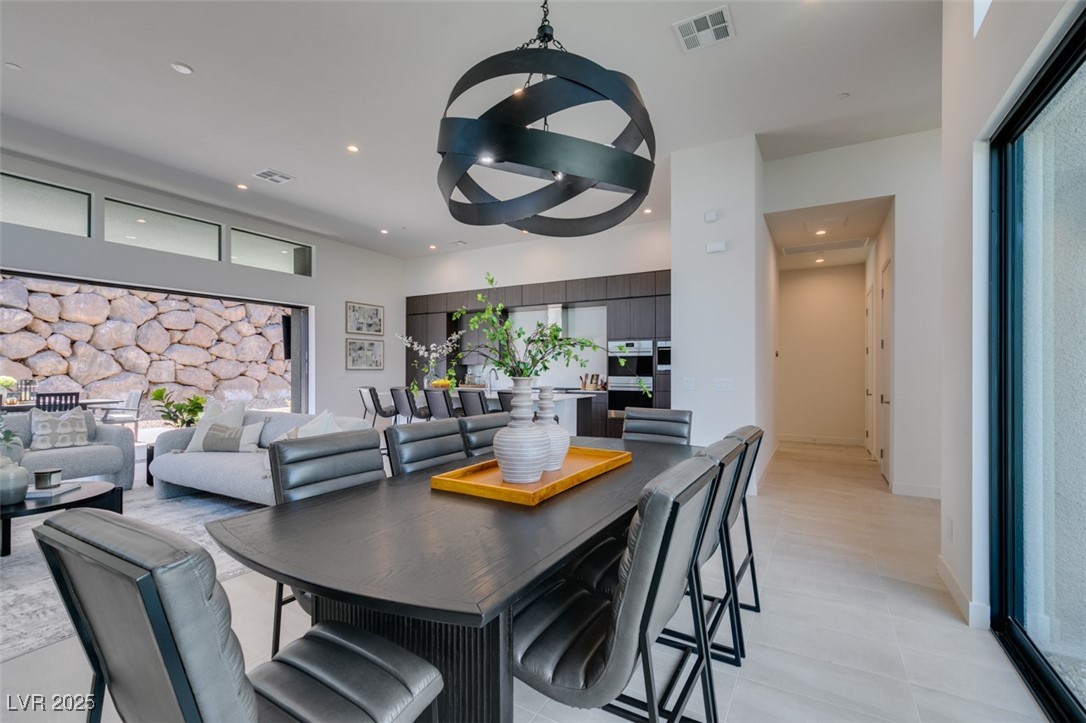 623 Dragon Mountain Court Property Photo 25