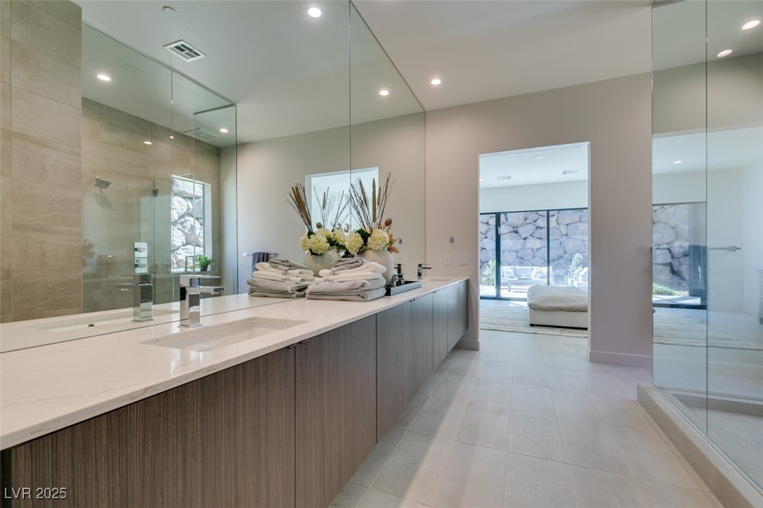 623 Dragon Mountain Court Property Photo 31